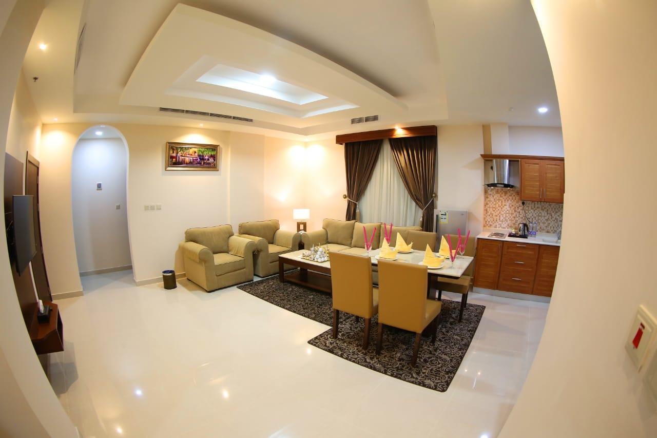 Sas Al Olaya Hotel Suites Эль-Хубар Экстерьер фото